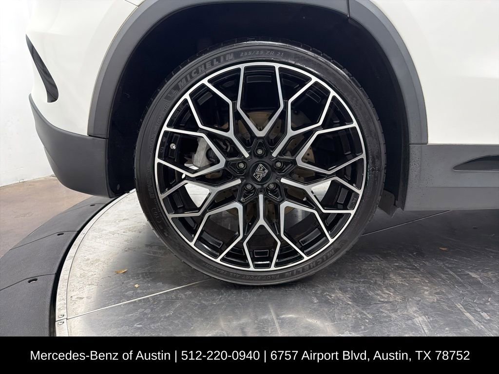 Certified 2022 Mercedes-Benz GLA 35 AMG 4MATIC image 11