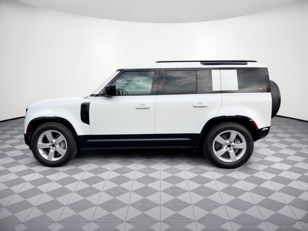 Certified 2026 Land Rover Defender 110 X-Dynamic SE AWD/4WD image 2