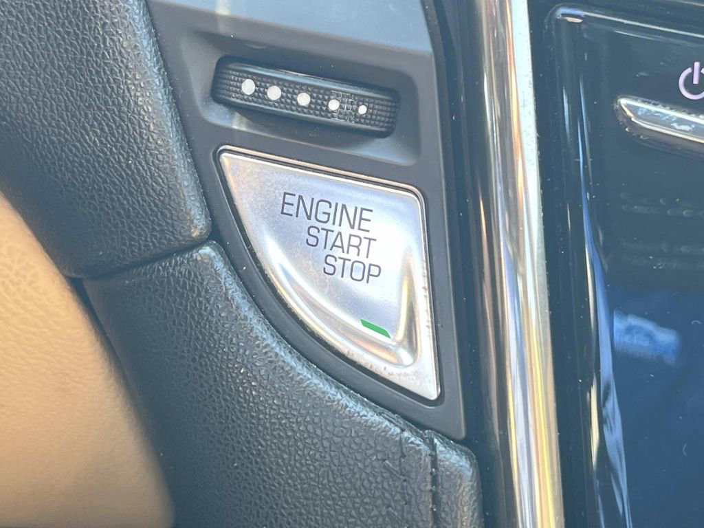 Used 2013 Cadillac ATS Sedan w/ Sun And Sound Package image 32