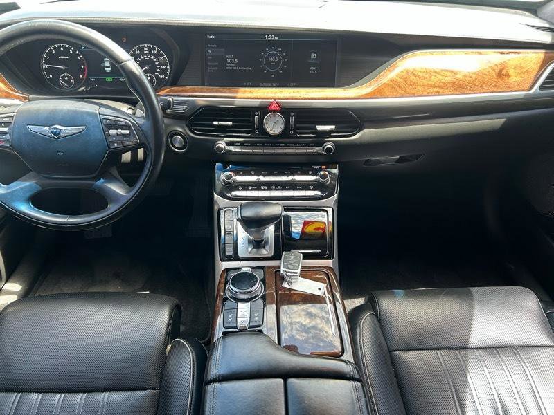 Used 2017 Genesis G90 3.3T Premium RWD image 11