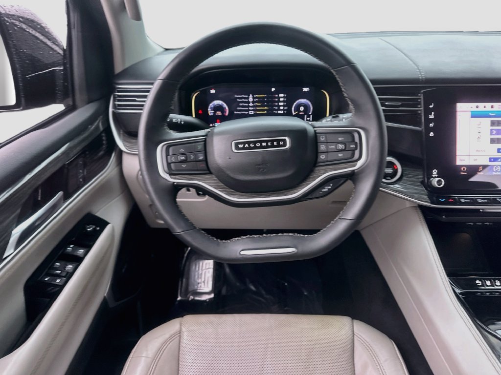 Used 2022 Jeep Wagoneer Series III w/ Premium Group I RWD image 24