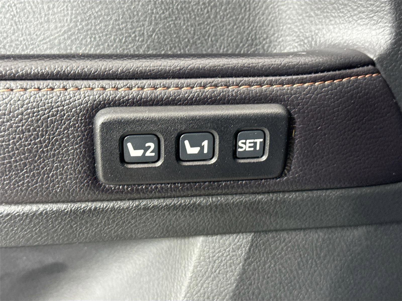 Used 2016 Toyota 4Runner Limited image 30