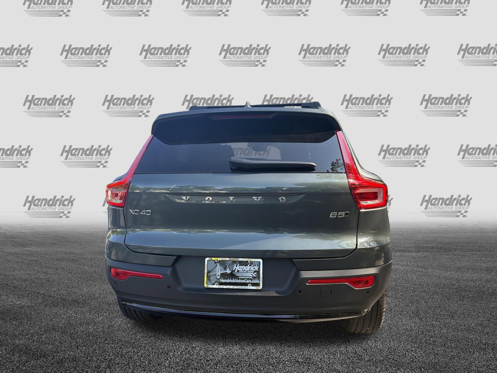 New 2026 Volvo XC40 B5 Ultra w/ Protection Package Premier AWD/4WD image 8