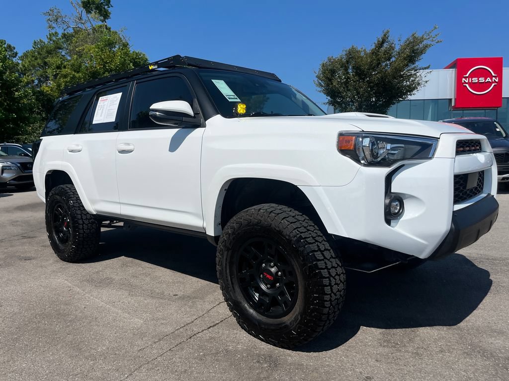 Used 2023 Toyota 4Runner TRD Off-Road Premium AWD/4WD image 3