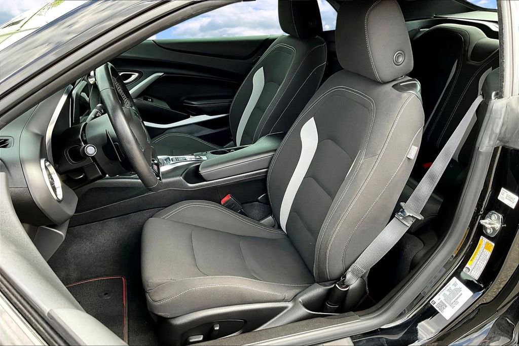 Used 2022 Chevrolet Camaro SS image 21