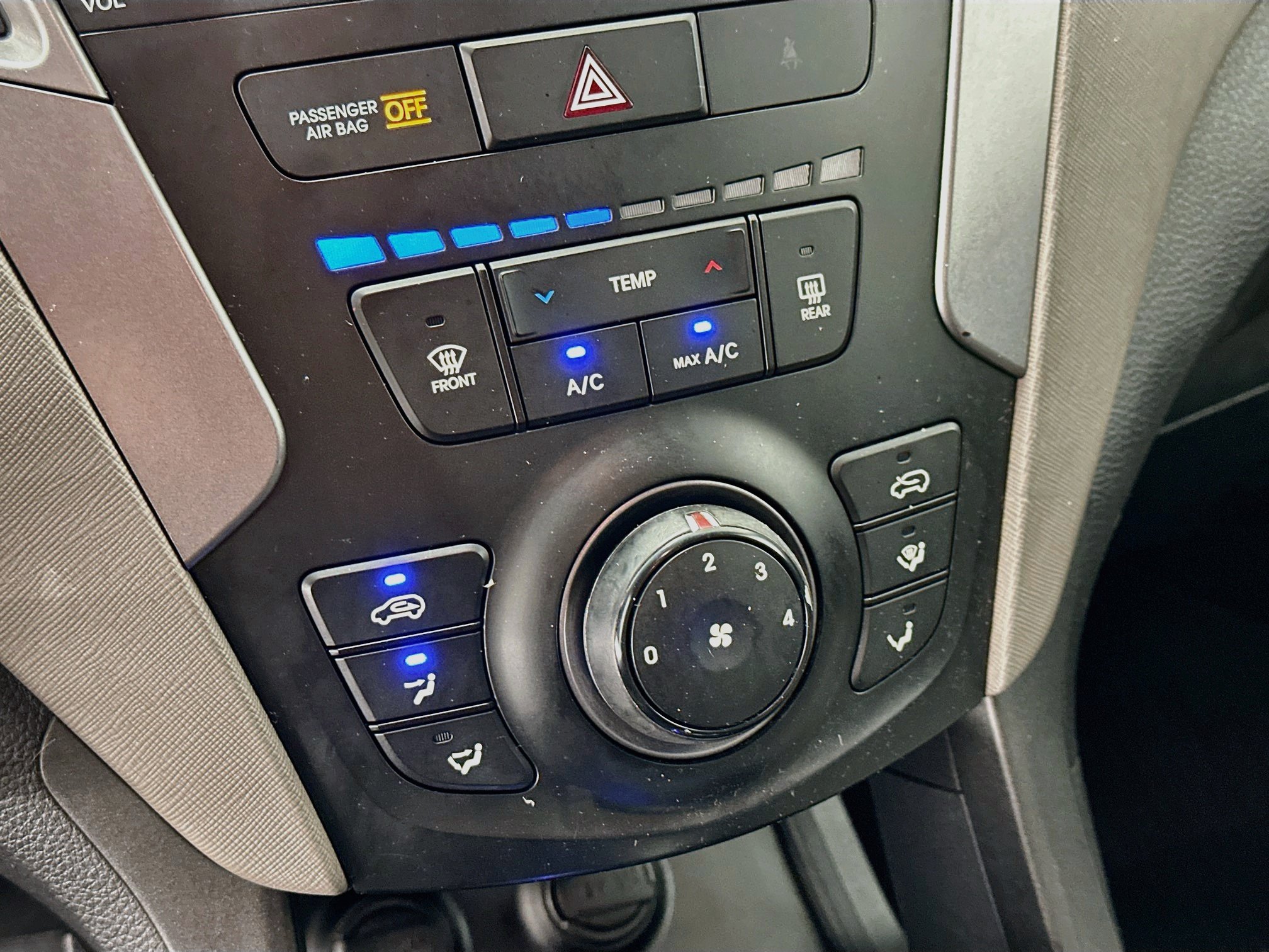 Used 2014 Hyundai Santa Fe Sport AWD/4WD image 22