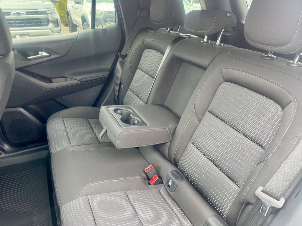 New 2026 Chevrolet Equinox LT w/ Safety and Technology Package AWD/4WD image 25