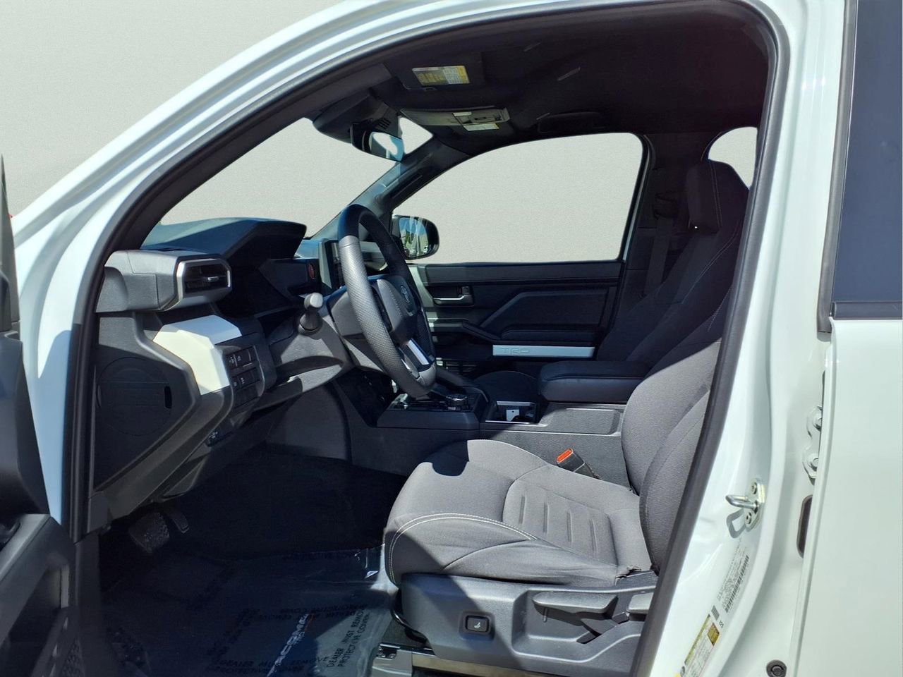 Used 2024 Toyota Tacoma TRD Off-Road image 15