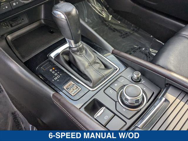 Used 2017 MAZDA MAZDA3 Touring w/ Popular Equipment Package image 20