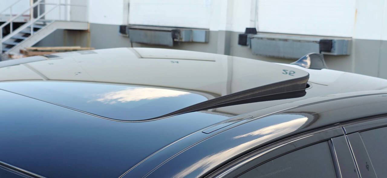 Used 2013 BMW M5 image 13