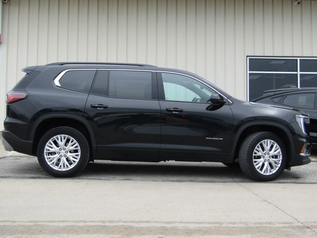 Used 2024 GMC Acadia Elevation AWD/4WD image 2