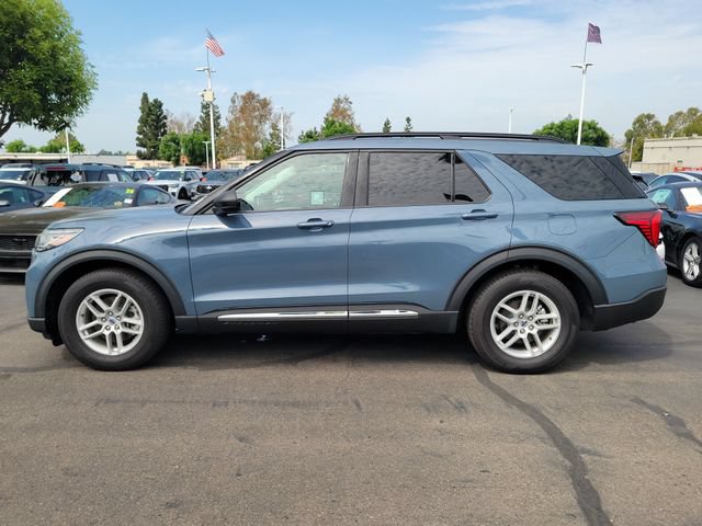 Used 2025 Ford Explorer Active w/ Active Comfort Package RWD image 29