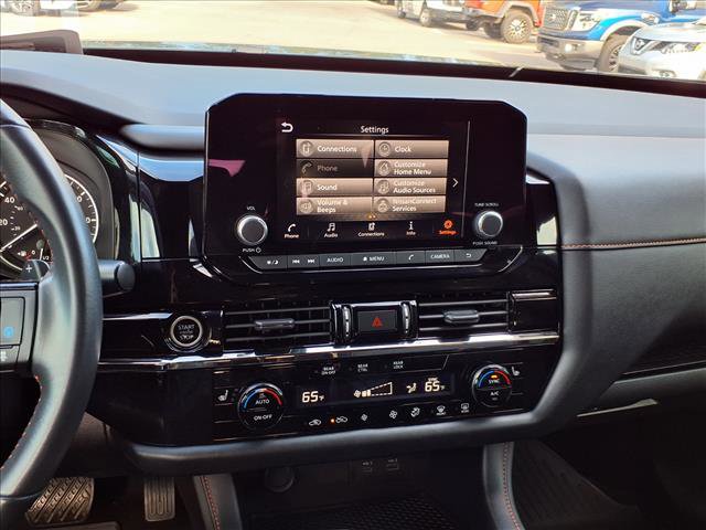 Certified 2023 Nissan Pathfinder Rock Creek image 18