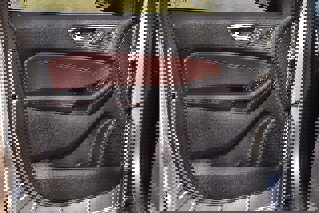 Used 2020 Ford Edge Titanium w/ Equipment Group 301A image 34