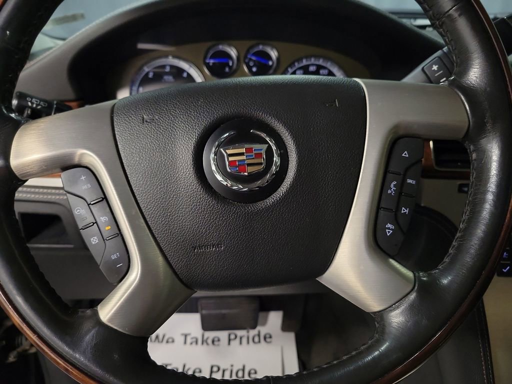 Used 2013 Cadillac Escalade ESV Platinum image 18