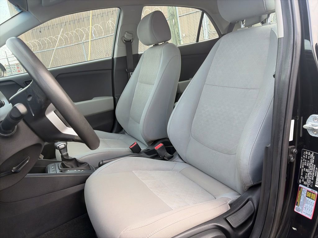 Used 2018 Kia Rio LX image 12