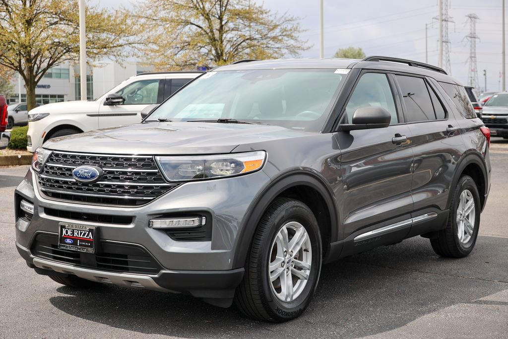 Certified 2023 Ford Explorer XLT w/ Equipment Group 202A AWD/4WD image 29