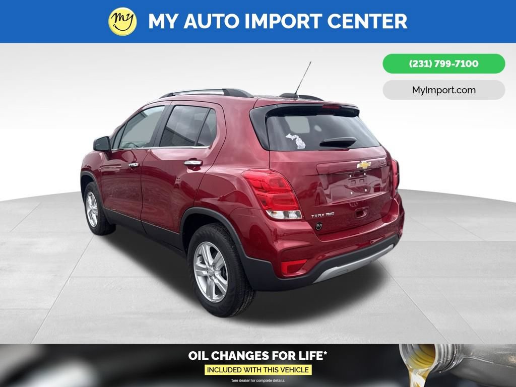 Used 2020 Chevrolet Trax LT w/ LT Convenience Package AWD/4WD image 4
