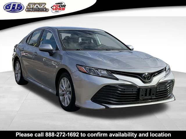 Used 2019 Toyota Camry LE image 1