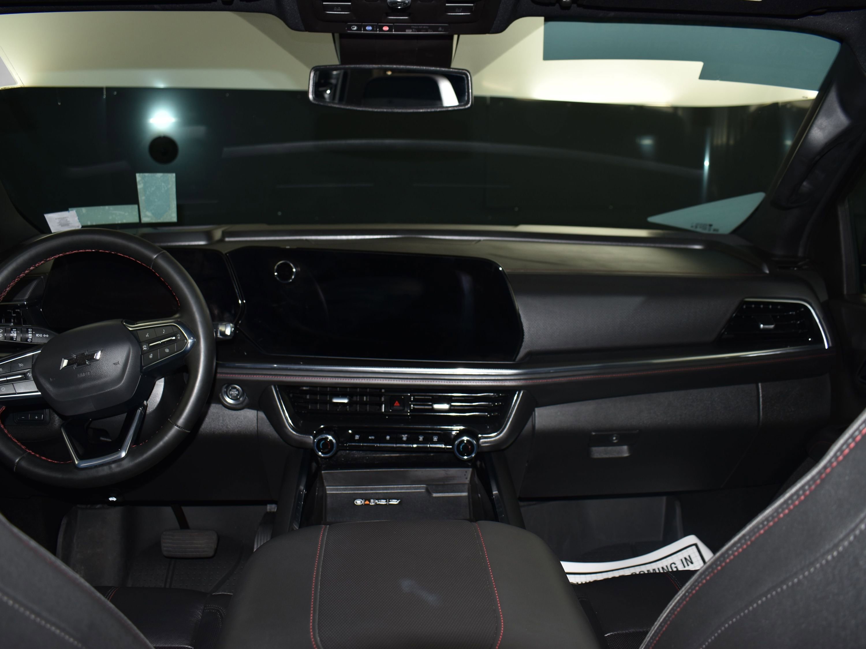 Used 2025 Chevrolet Tahoe RST w/ RST Capability Package image 32