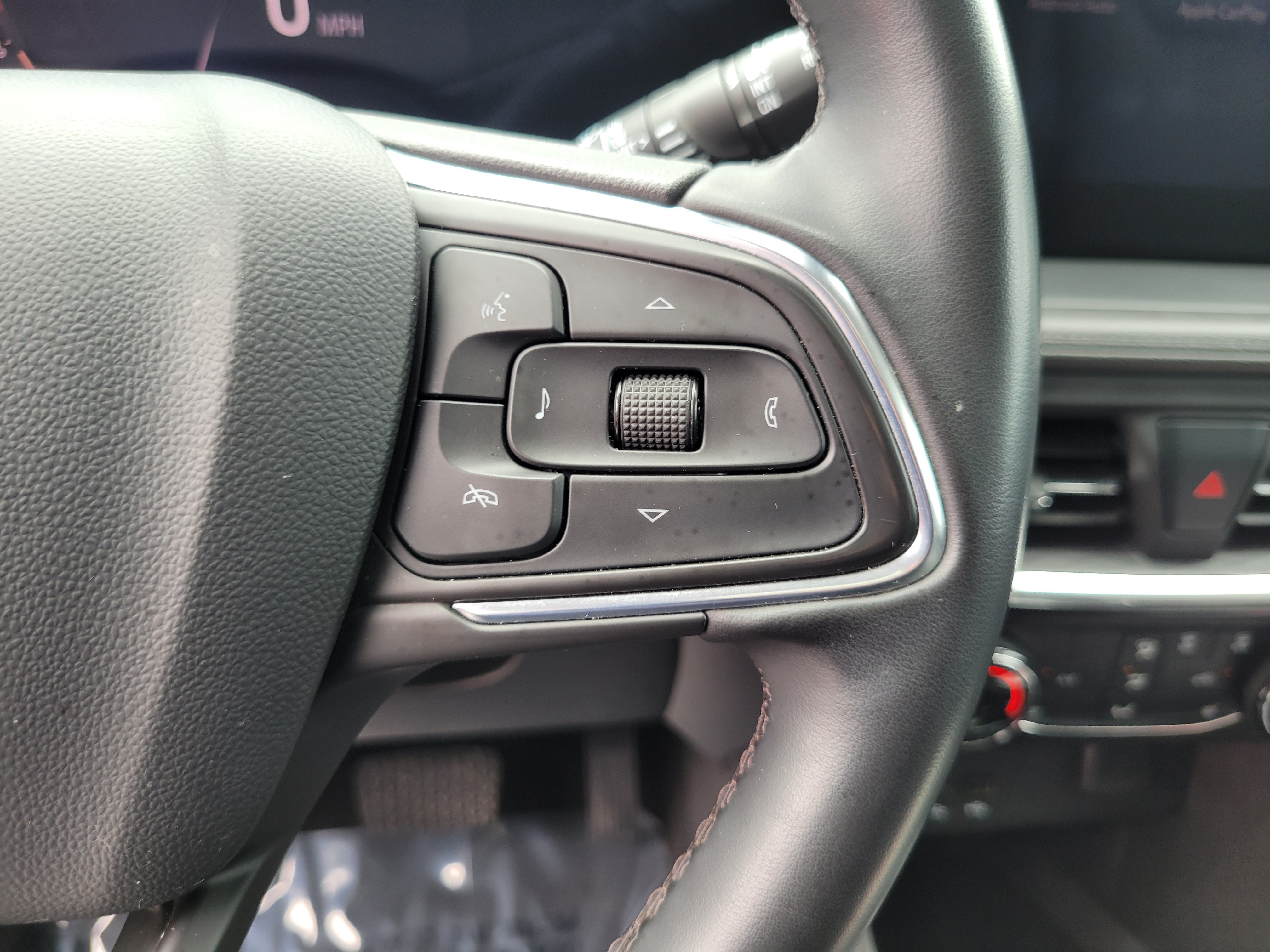 Used 2024 Buick Encore GX Sport Touring w/ Experience Buick Package FWD image 19