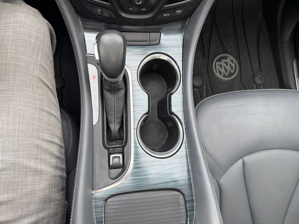 Used 2019 Buick Envision Essence AWD/4WD image 28