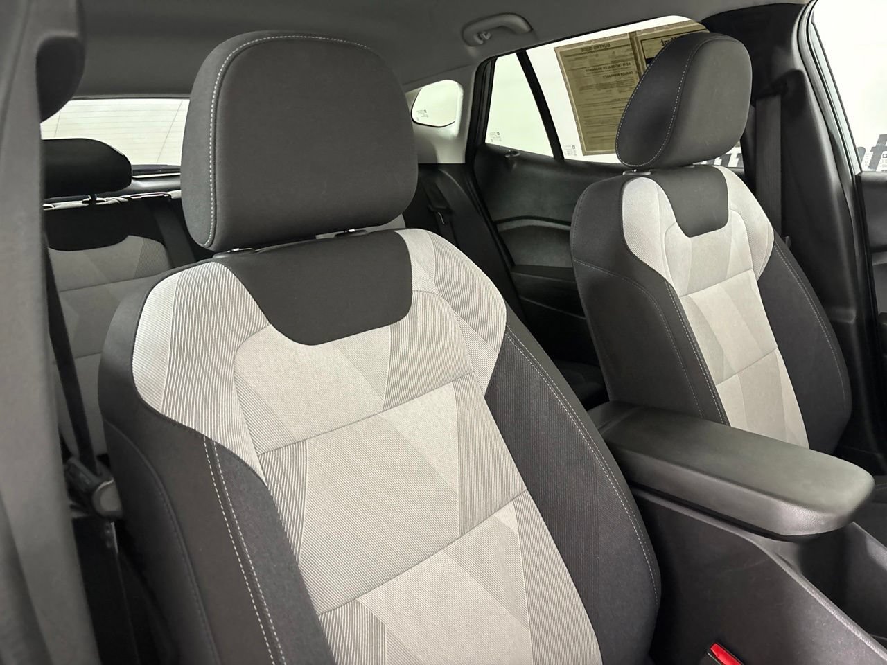 Used 2024 Chevrolet Trax LS w/ Driver Confidence Package FWD image 28