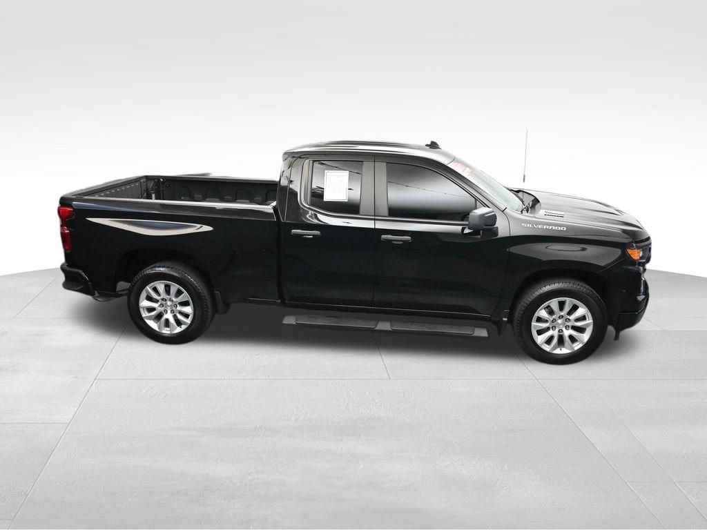 Used 2025 Chevrolet Silverado 1500 Custom RWD image 36