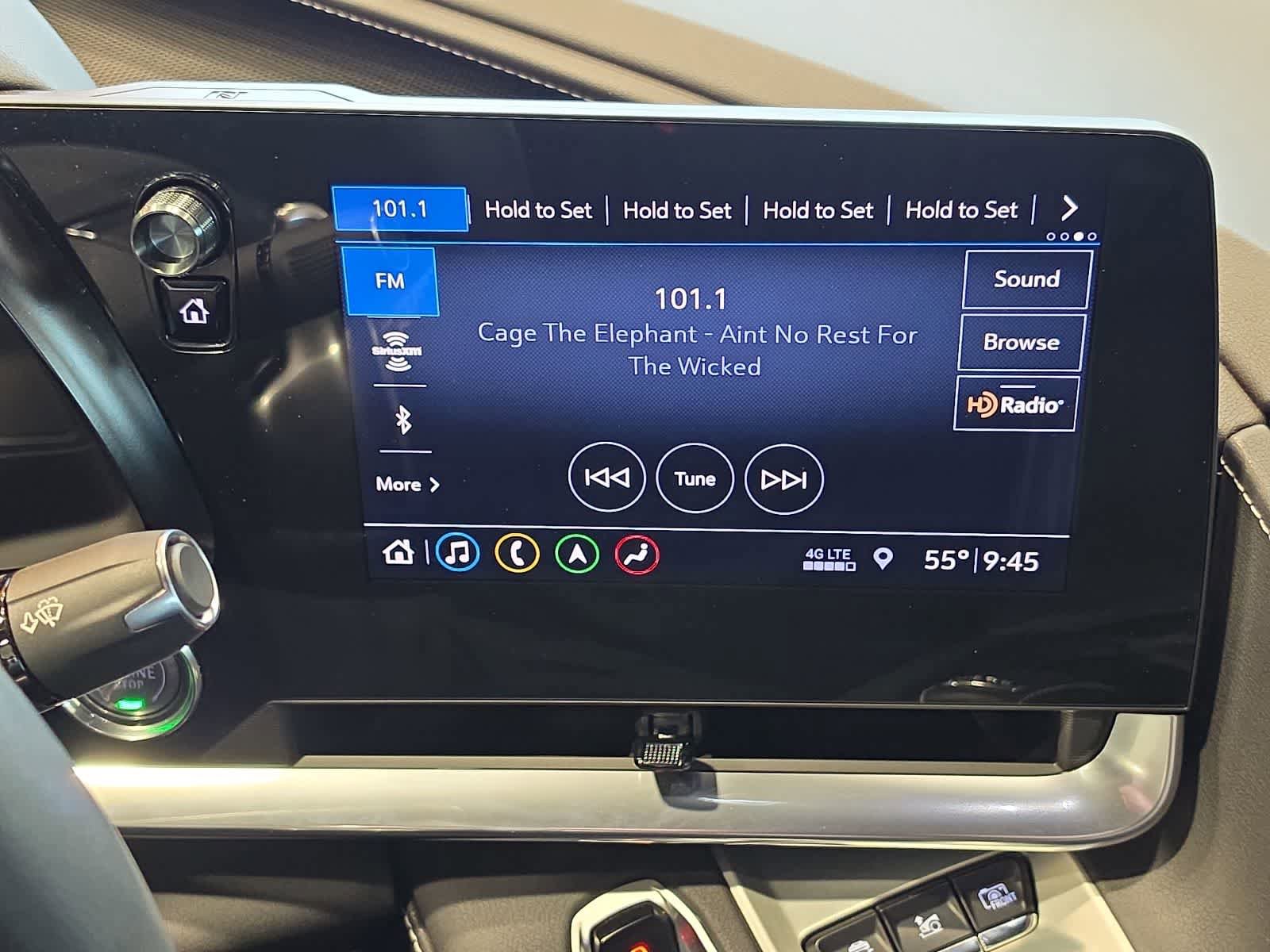 Used 2020 Chevrolet Corvette Stingray Preferred Cpe w/ 2LT Preferred Equipment Group RWD image 37