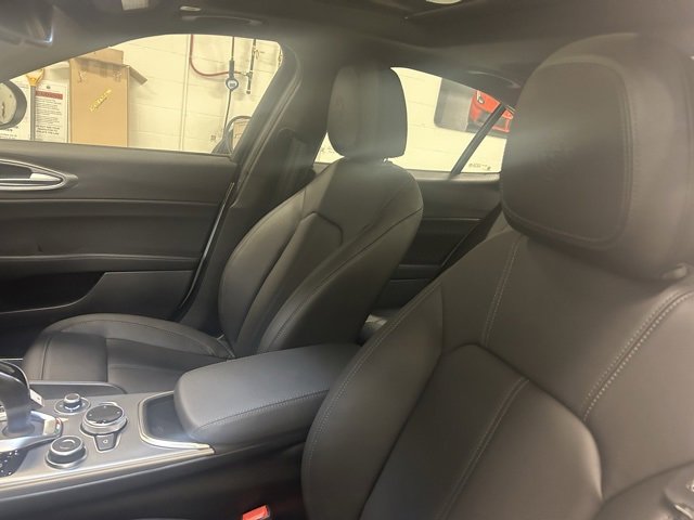 New 2025 Alfa Romeo Giulia AWD w/ Driving Assist Package image 12