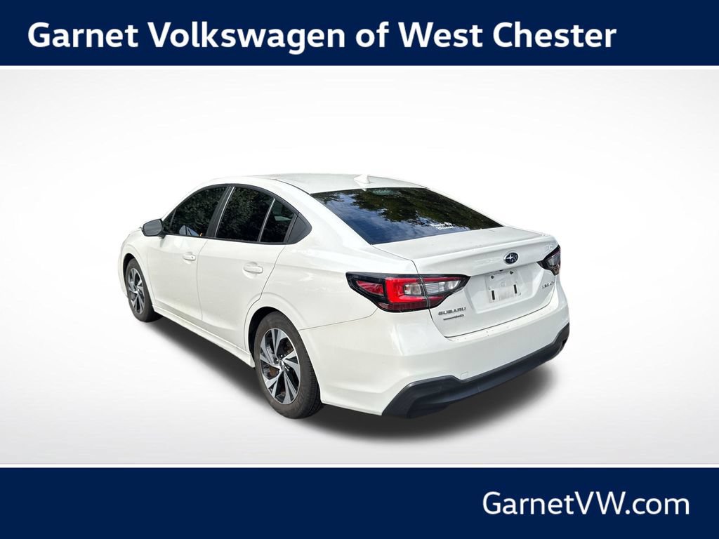 Used 2024 Subaru Legacy Premium AWD/4WD image 3