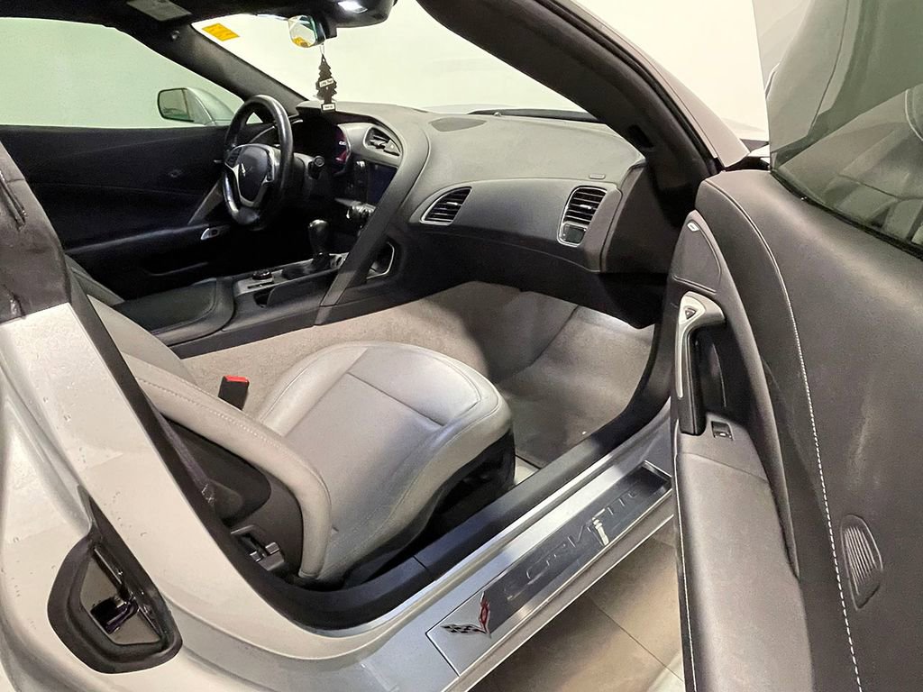 Used 2014 Chevrolet Corvette Stingray Coupe RWD image 42