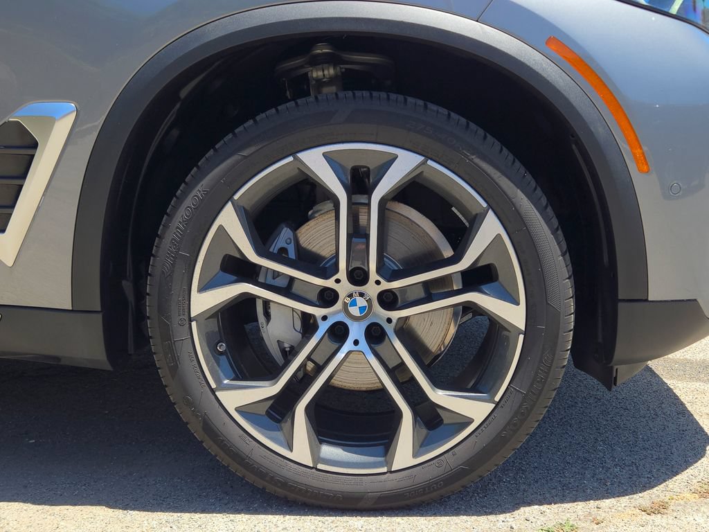 Used 2026 BMW X5 sDrive40i w/ Premium Package RWD image 7