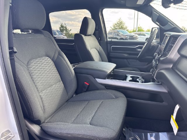 New 2026 RAM 1500 Big Horn w/ Night Edition AWD/4WD image 38