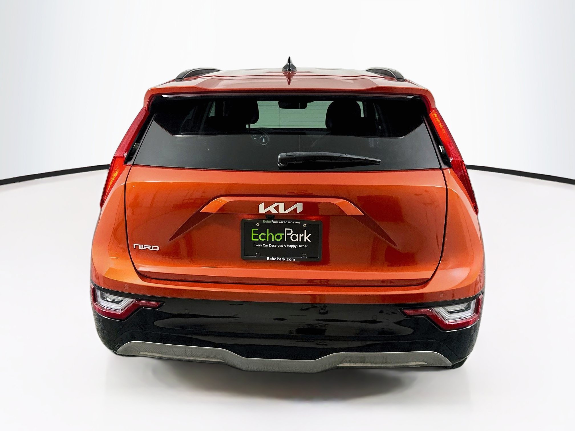 Used 2023 Kia Niro Wave w/ Wave Preserve Package FWD image 7