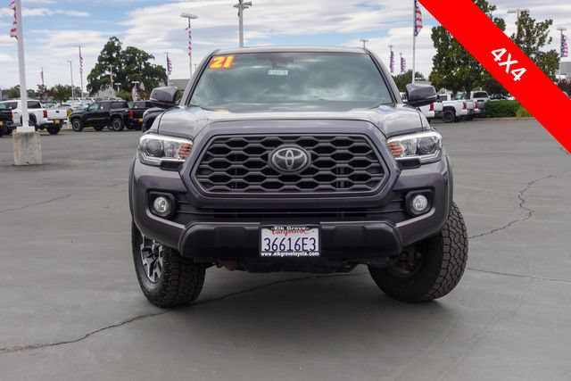 Certified 2021 Toyota Tacoma TRD Off-Road w/ Technology Package AWD/4WD image 3