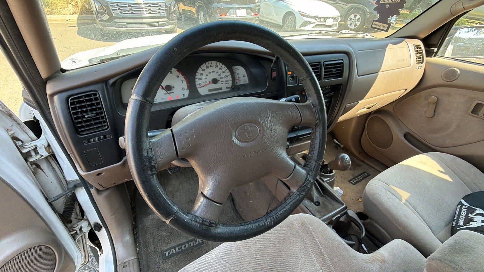Used 2001 Toyota Tacoma 2WD Xtracab w/ SR5 Pkg w/ Chrome Pkg image 10
