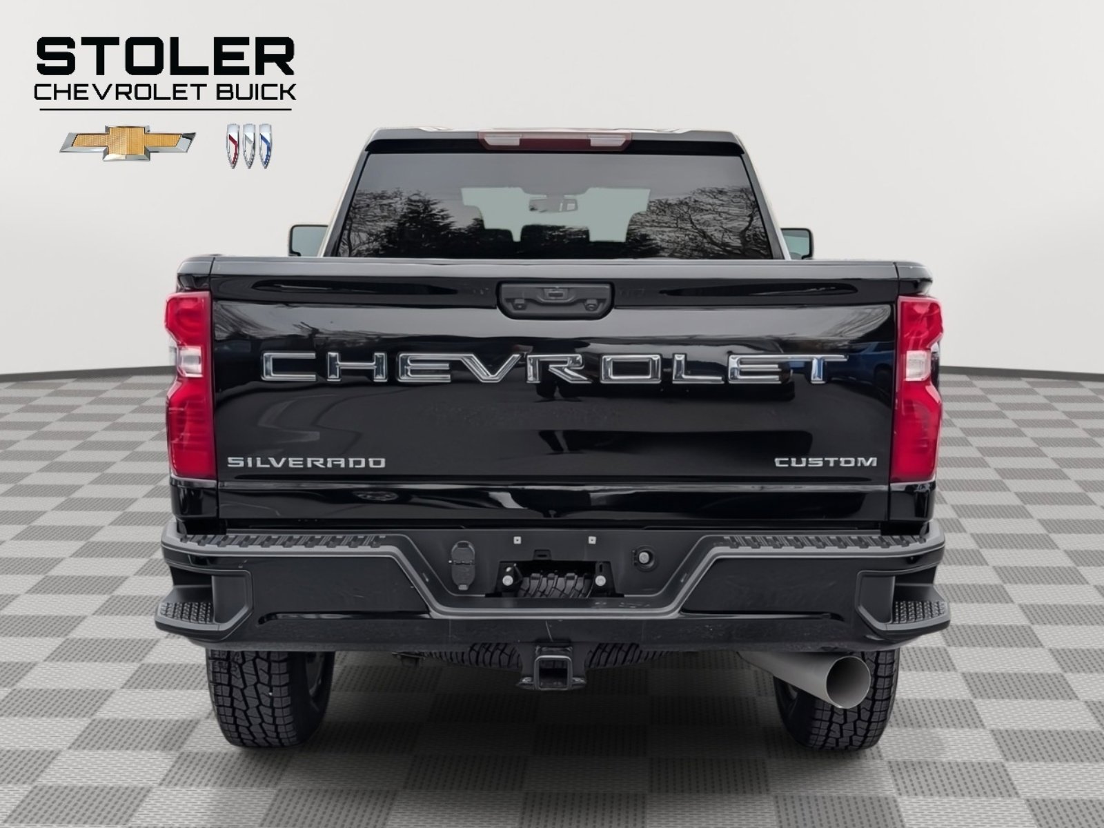 Used 2022 Chevrolet Silverado 2500 Custom w/ Custom Value Package image 4