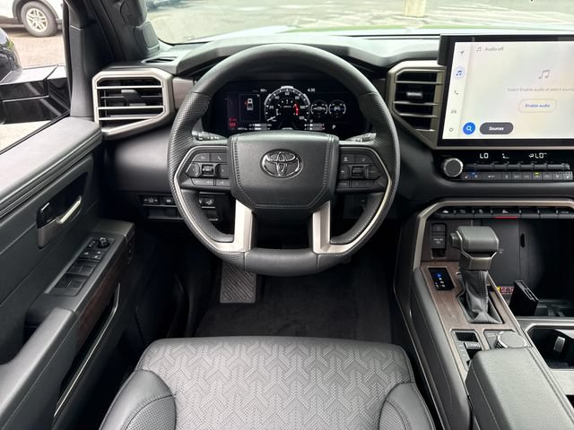 Used 2025 Toyota Tundra Limited AWD/4WD image 21
