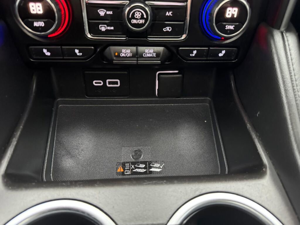 Used 2021 Chevrolet Tahoe Z71 image 22