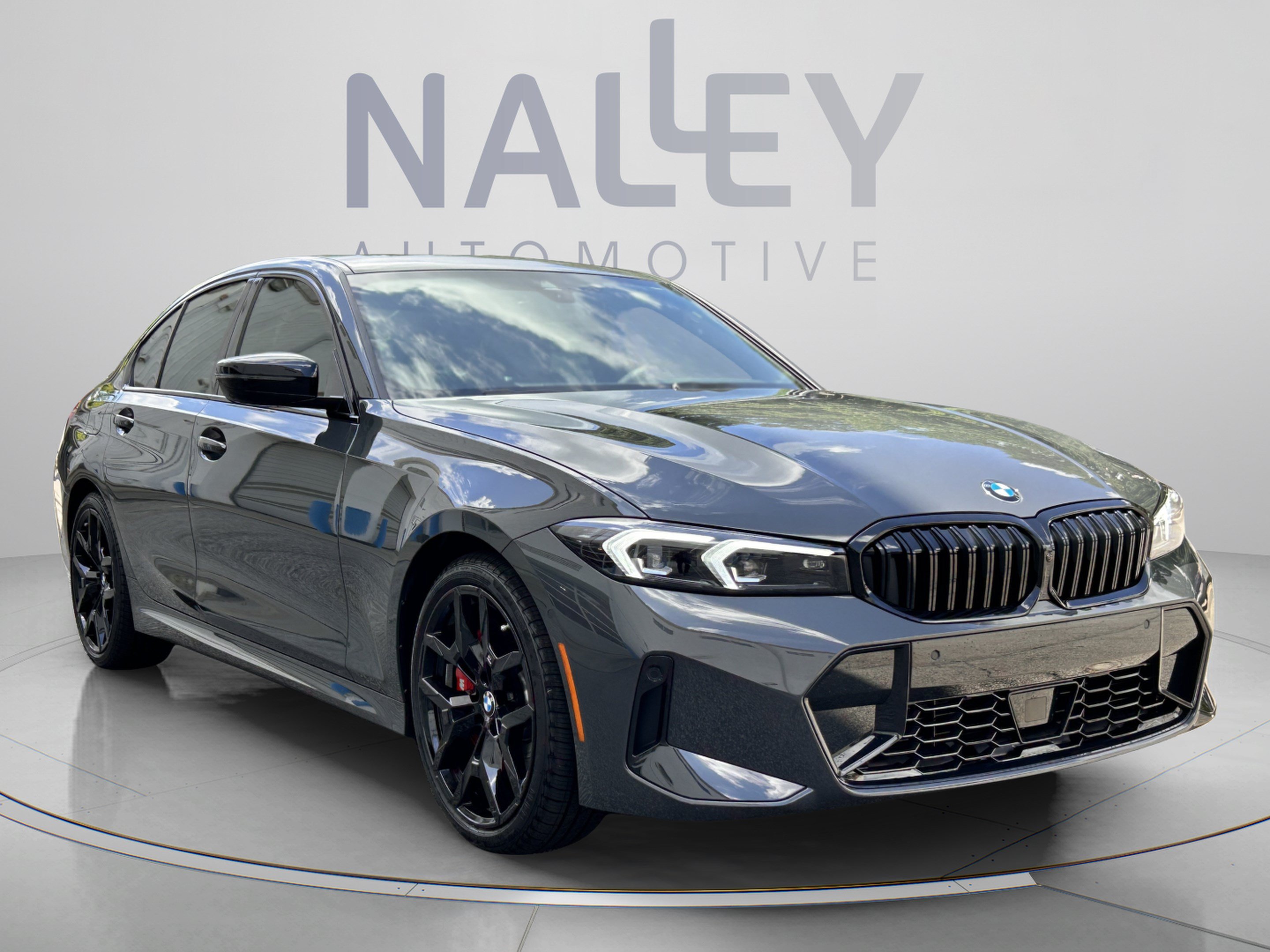 New 2026 BMW 330i Sedan w/ M Sport Package RWD image 5