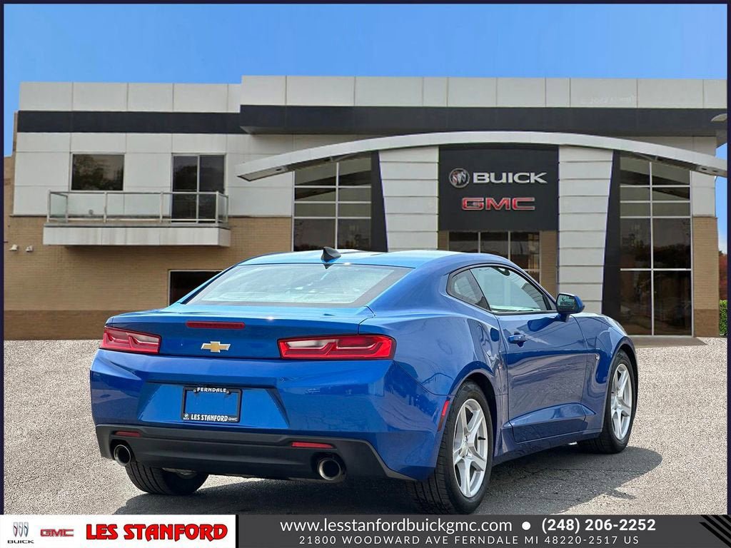 Used 2017 Chevrolet Camaro LT RWD image 6