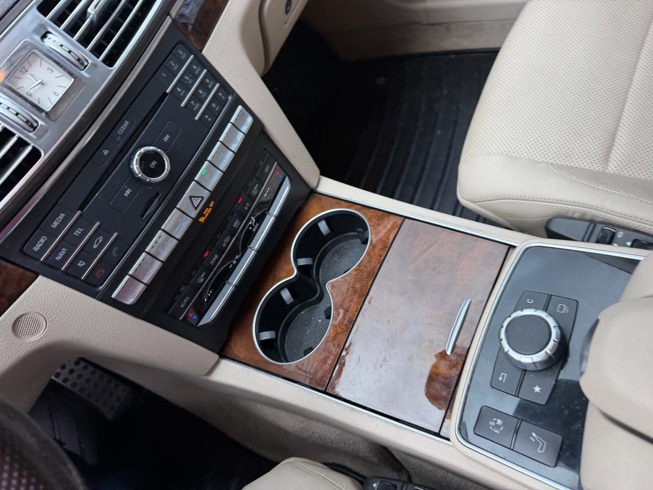 Used 2016 Mercedes-Benz E 400 Cabriolet image 5