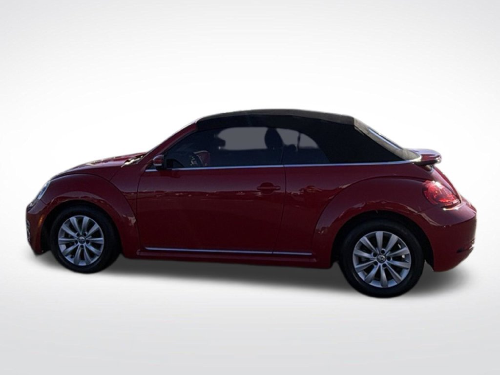 Used 2019 Volkswagen Beetle 2.0T SE FWD image 4