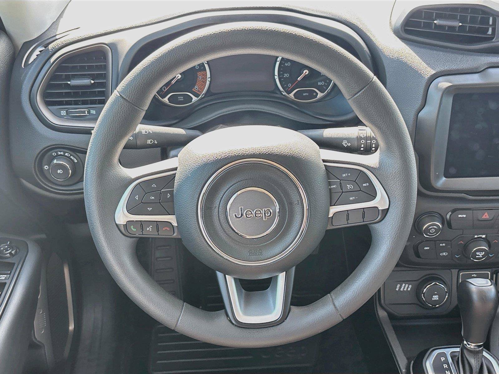 Certified 2023 Jeep Renegade Latitude AWD/4WD image 17