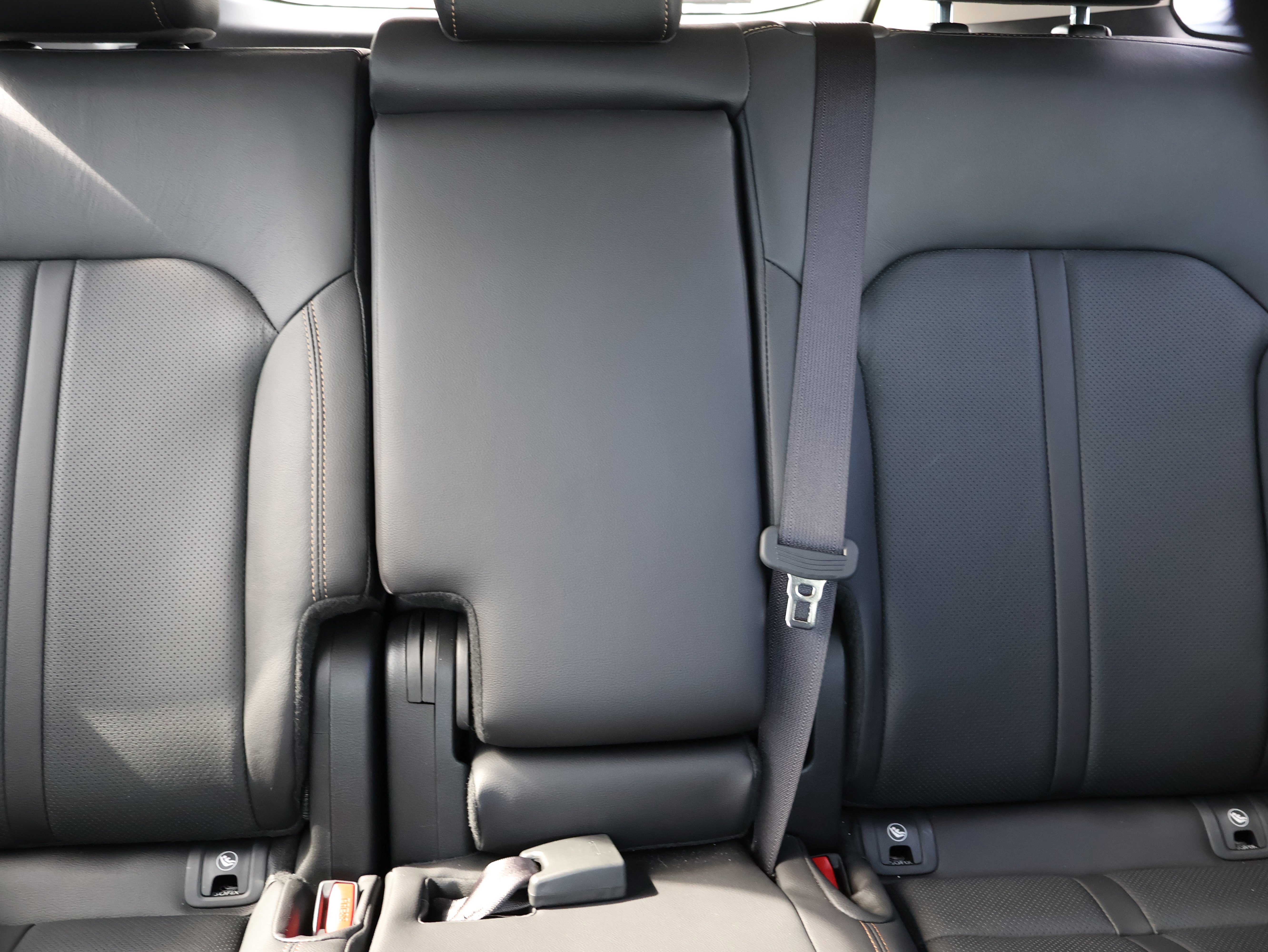 Used 2025 MAZDA CX-70 3.3 Turbo w/ Premium Package image 13