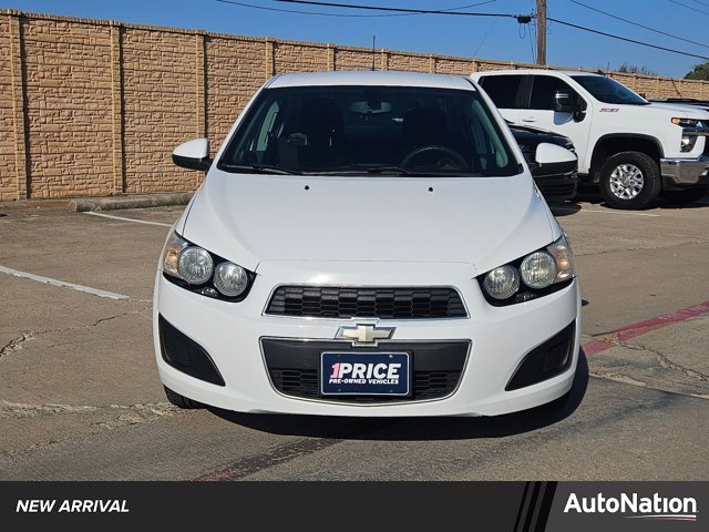 Used 2015 Chevrolet Sonic LT image 1