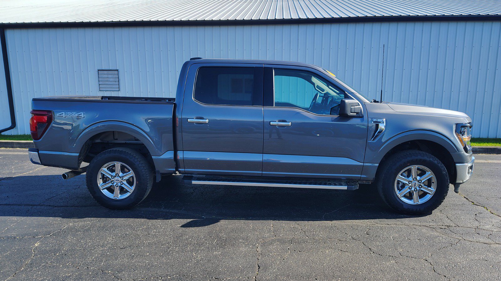 Used 2025 Ford F150 XLT w/ Equipment Group 301A Standard AWD/4WD image 4