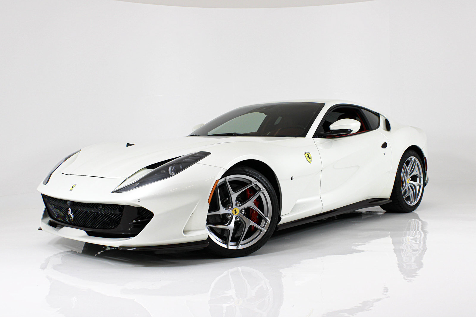 Certified 2020 Ferrari 812 Superfast RWD image 44