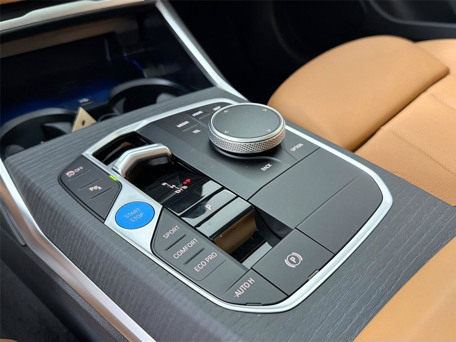 New 2026 BMW i4 xDrive40i AWD/4WD image 31